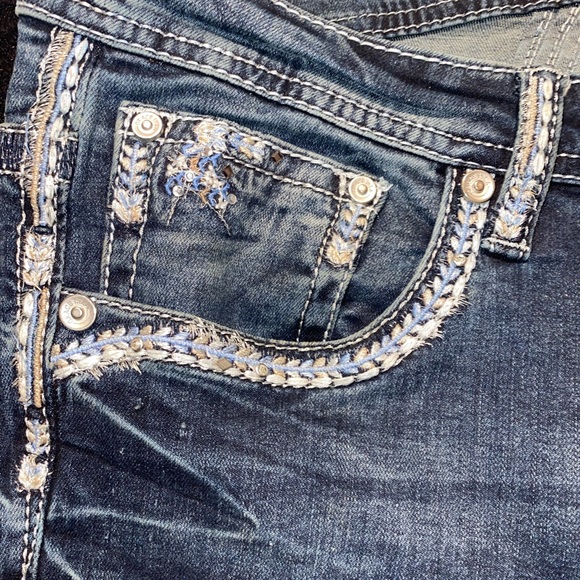 Blue jeans - Picture 4 of 6